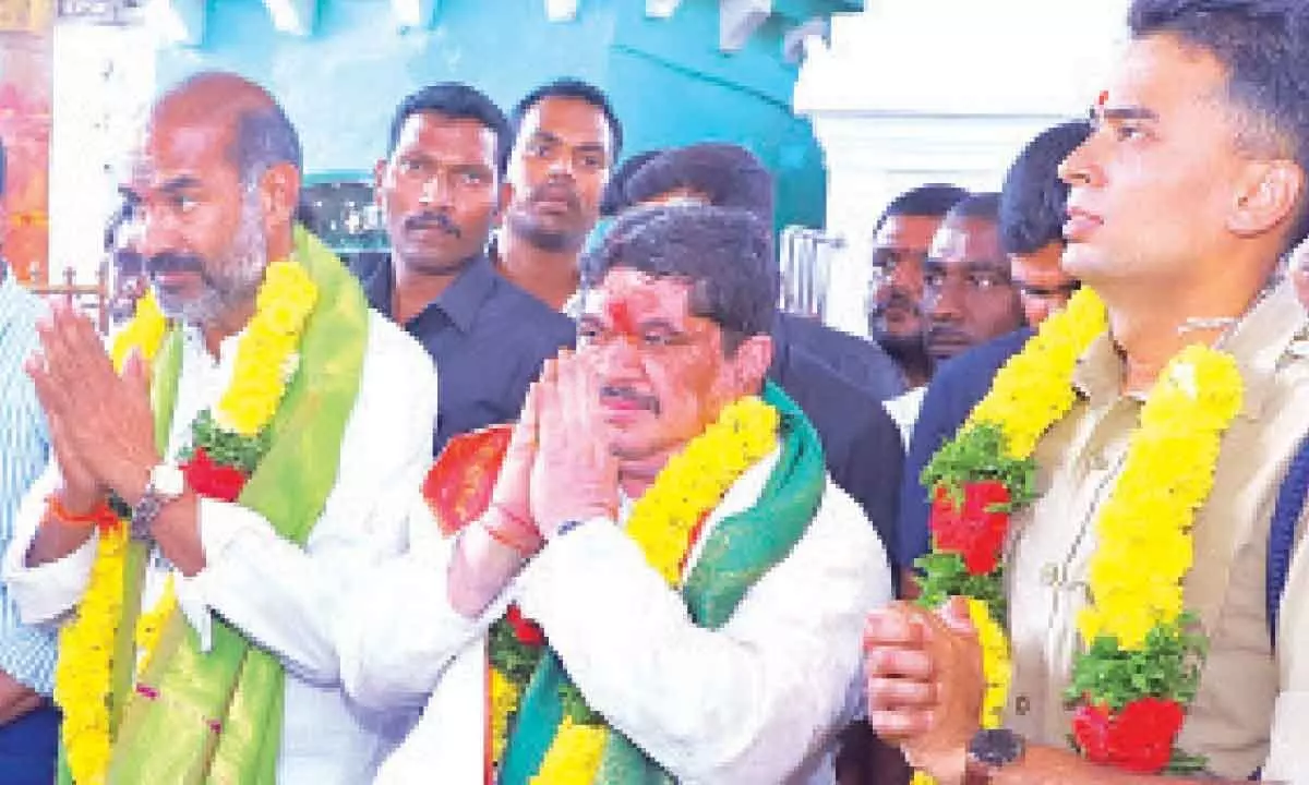 Ponnam Prabhakar accuses BJP of exploiting Lord Ram for political gain in Sircilla