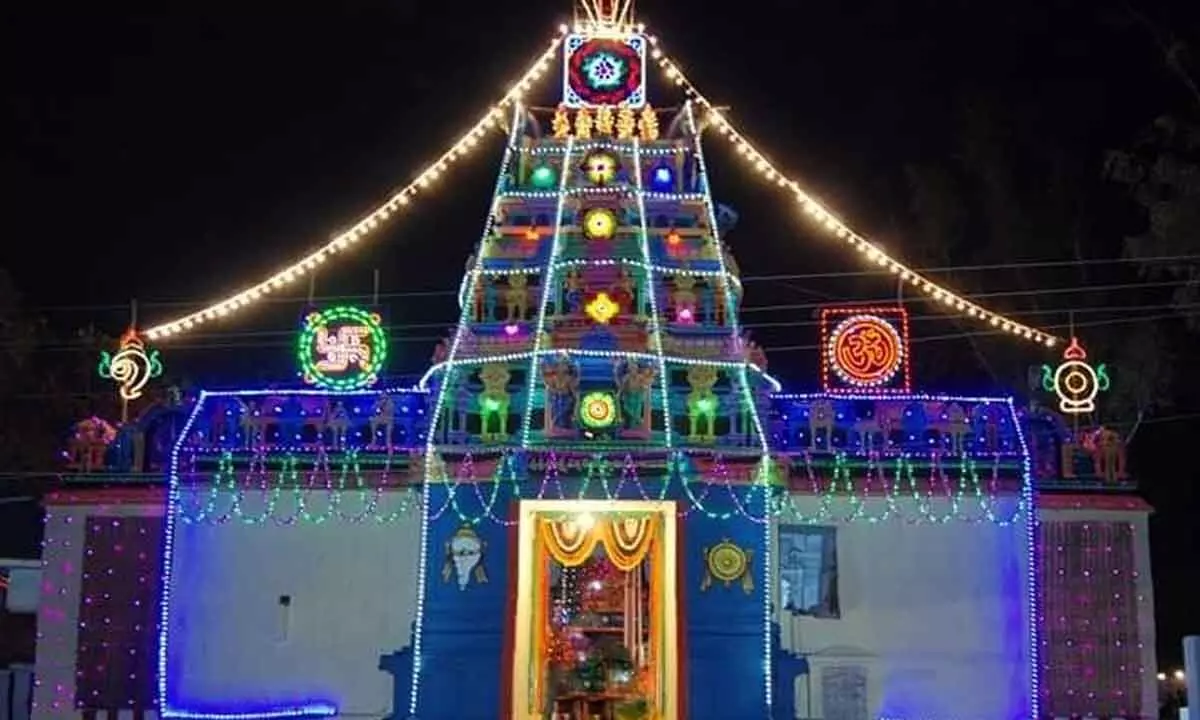 The Brahmotsavam Jatara Attracts a Large Number of Devotees