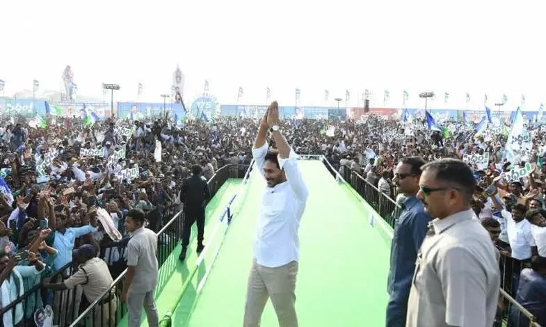 YS Jagan's Ramp Walk Steals the Show, Exposes Chandrababu Naidu's Troubling Track Record