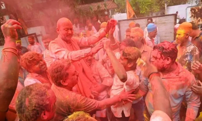 Holi celebrated in a grand way in Karimnagar