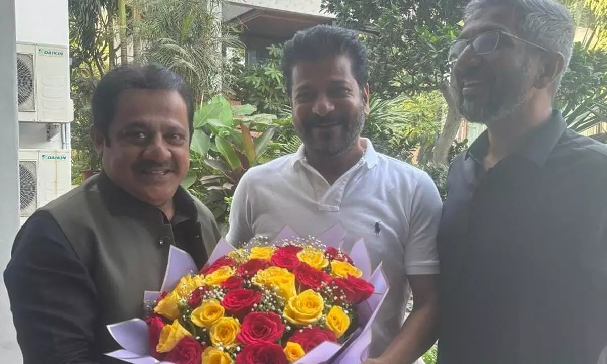 Karnataka Minister Zameer Ahmed Khan Meets with Telangana CM to Discuss Lok Sabha Elections