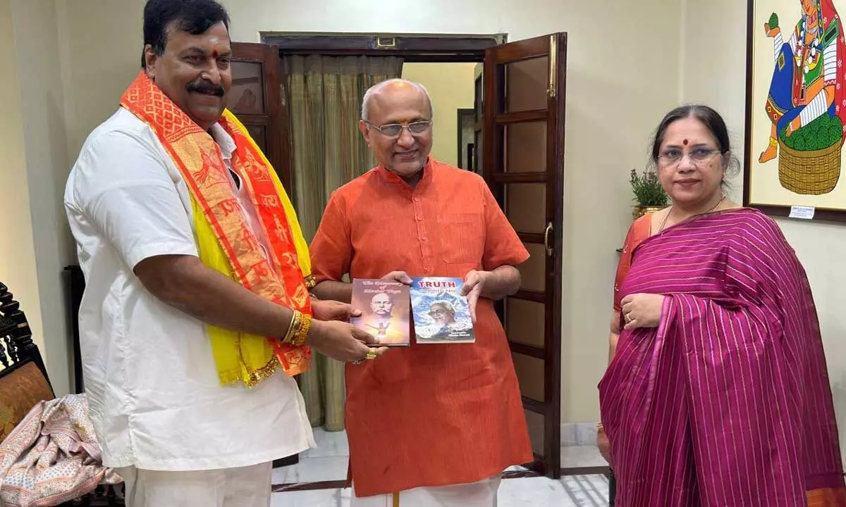 Ponguleti Sudhakar Reddy and his wife send best wishes to Telangana's interim governor