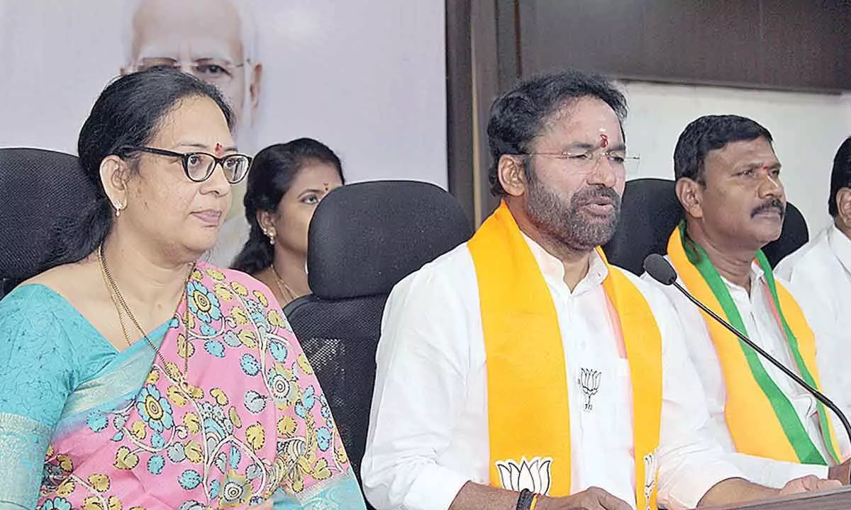 Telangana BJP calls for judicial investigation into phone-tapping controversy