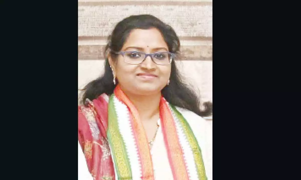 CEC gives green light to Kavya's Lok Sabha candidacy