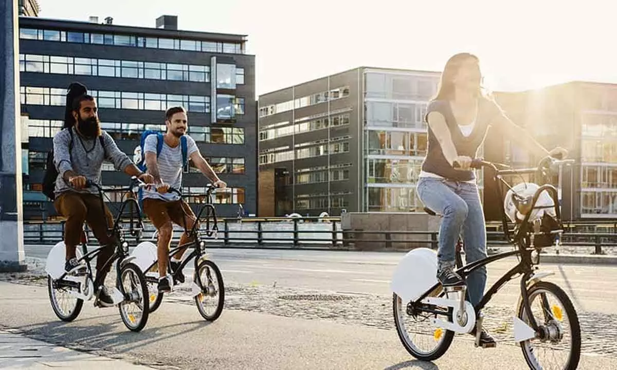 Cycling enthusiasts in the city urge government to support eco-friendly transportation.