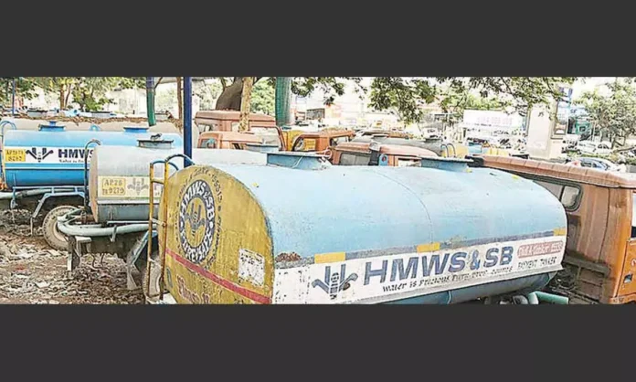 MD of HMWSSB checks tanker filling stations in Hyderabad.