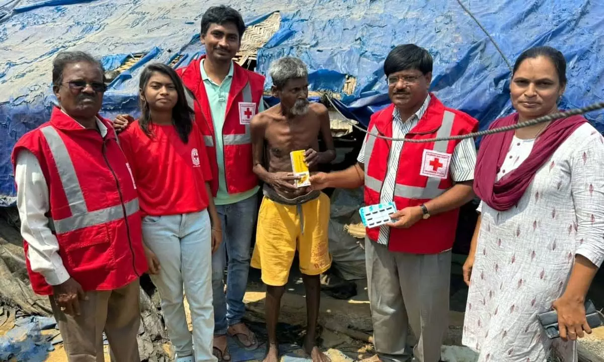 Medical Services Provided by the Red Cross for Elderly Nomads