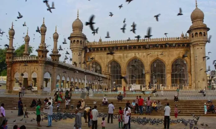 Police say man who entered Makkah Masjid only intended to view historical landmark