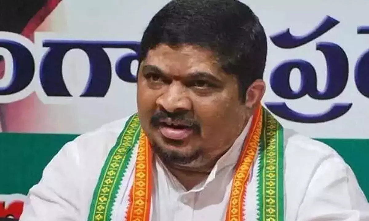 Ponnam announces Rajender Rao as Congress candidate for Karimnagar Lok Sabha constituency