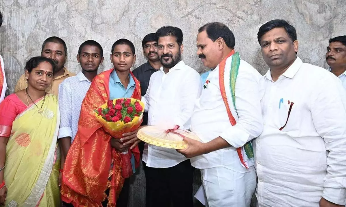 Teen honored by CM Revanth Reddy for brave rescue during fire incident