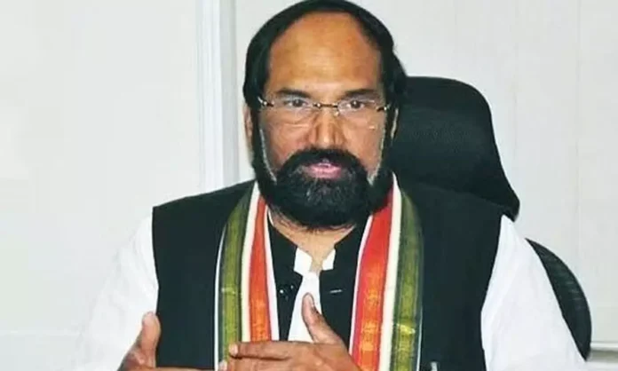 Uttam claims 25 BRS MLAs are prepared to join Congress