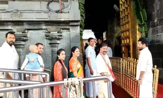 Chief Minister of Telangana, Revanth Reddy, visits Tirumala Srivari Temple accompanied by his family