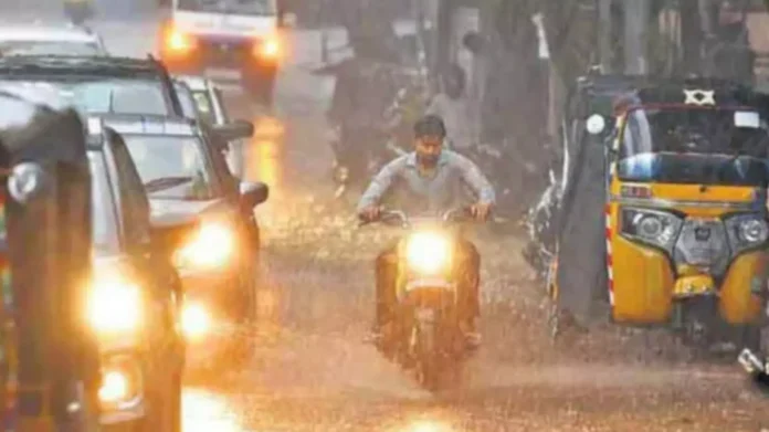 IMD warns of heavy rainfall in Andhra Pradesh and Telangana