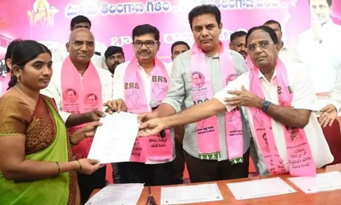 KTR accuses Revanth Reddy of falsely claiming credit for 32,000 jobs