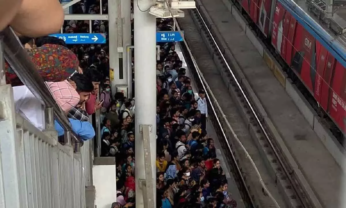 Massive Crowds Flock to Hyderabad Metro Trains as Voters Make their way back after Casting their Votes