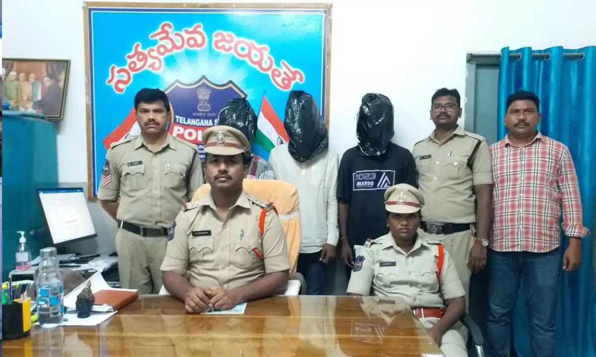 Kothagudem 1 Town Police Seize Ganja Worth Rs 75 Lakh, Weighing 186 kg