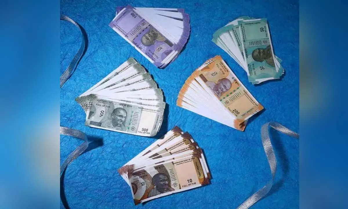 Police arrest gang circulating counterfeit bills