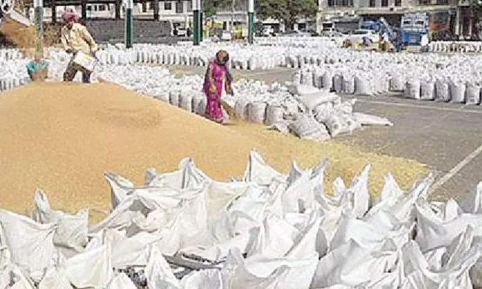 Telangana government breaks record, compensates 8.35 lakh farmers for grain procurement