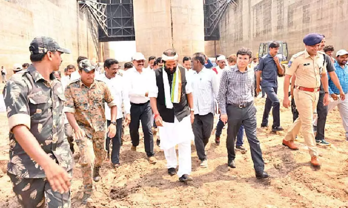 Uttam Kumar Urges Swift Completion of Sundilla Barrage Restoration Work