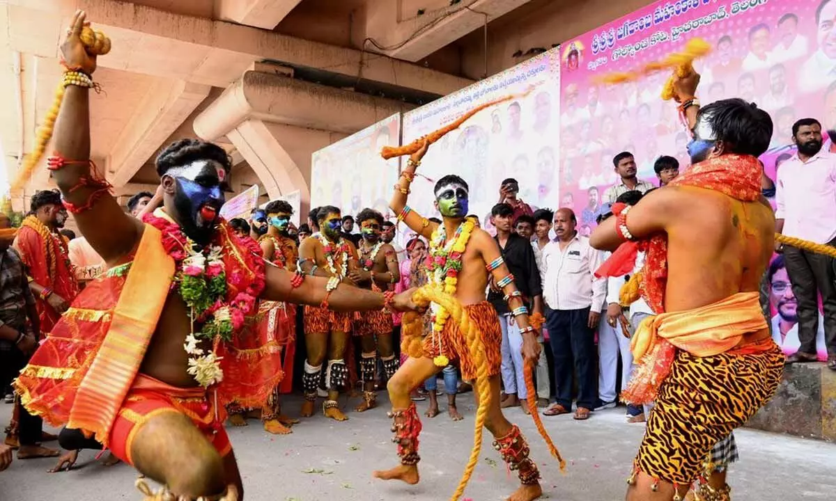 Bonalu festivities kick off in Hyderabad with a grand start