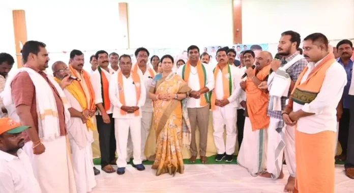 Grand Victory Rally Held for DK Arunamma in Gadwal