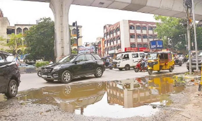 Hyderabad: Heavy Rains Devastate City Streets, Exposing Potholes and Craters