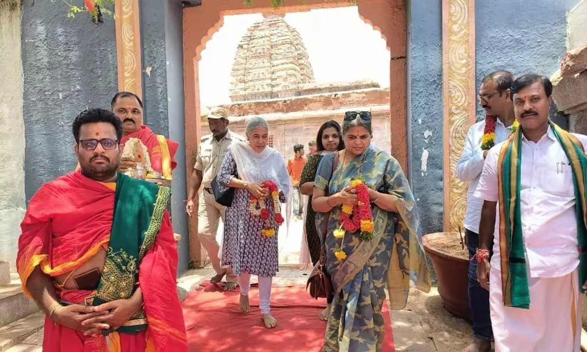 Central Team Investigates Navabrahma Temples in Alampur