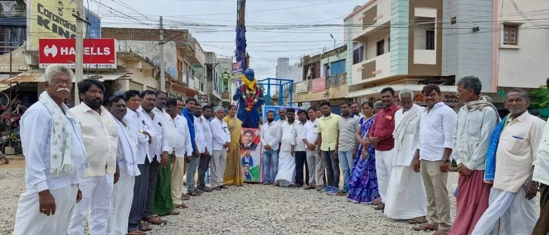 Congress Party Celebrates Supreme Court Verdict with Milk Bath Rituals for Leaders' Portraits