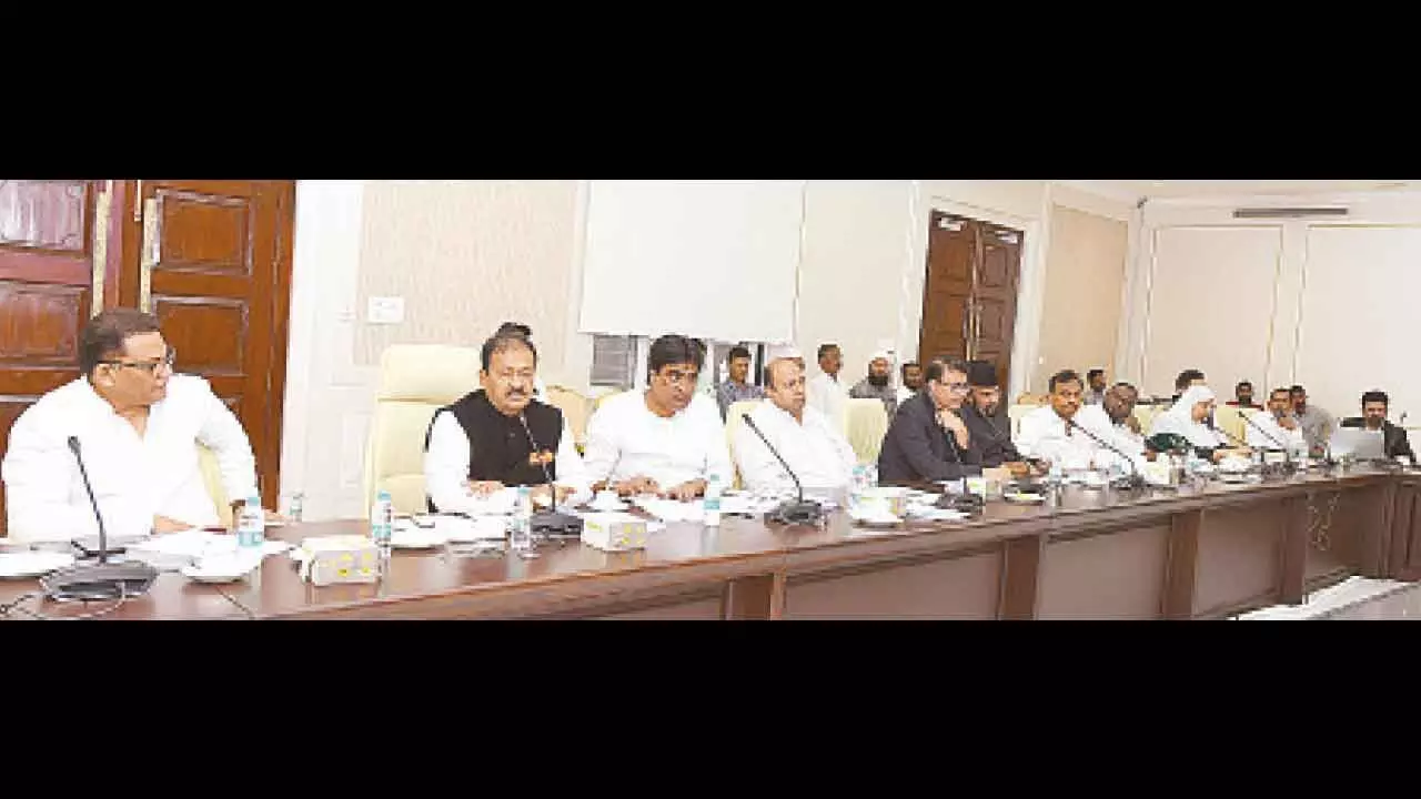 Telangana Muslim Leaders Oppose Proposed Waqf Amendment Bill