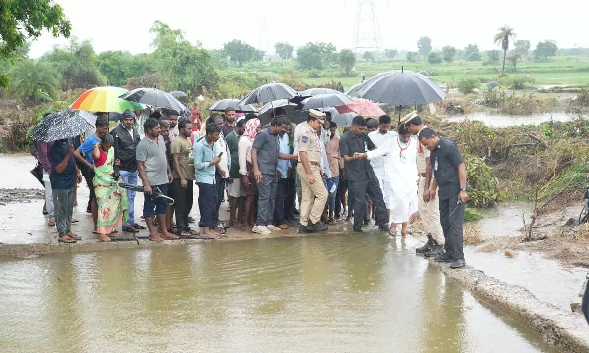 Bhatti urges assessment of rain damage, provides relief assistance