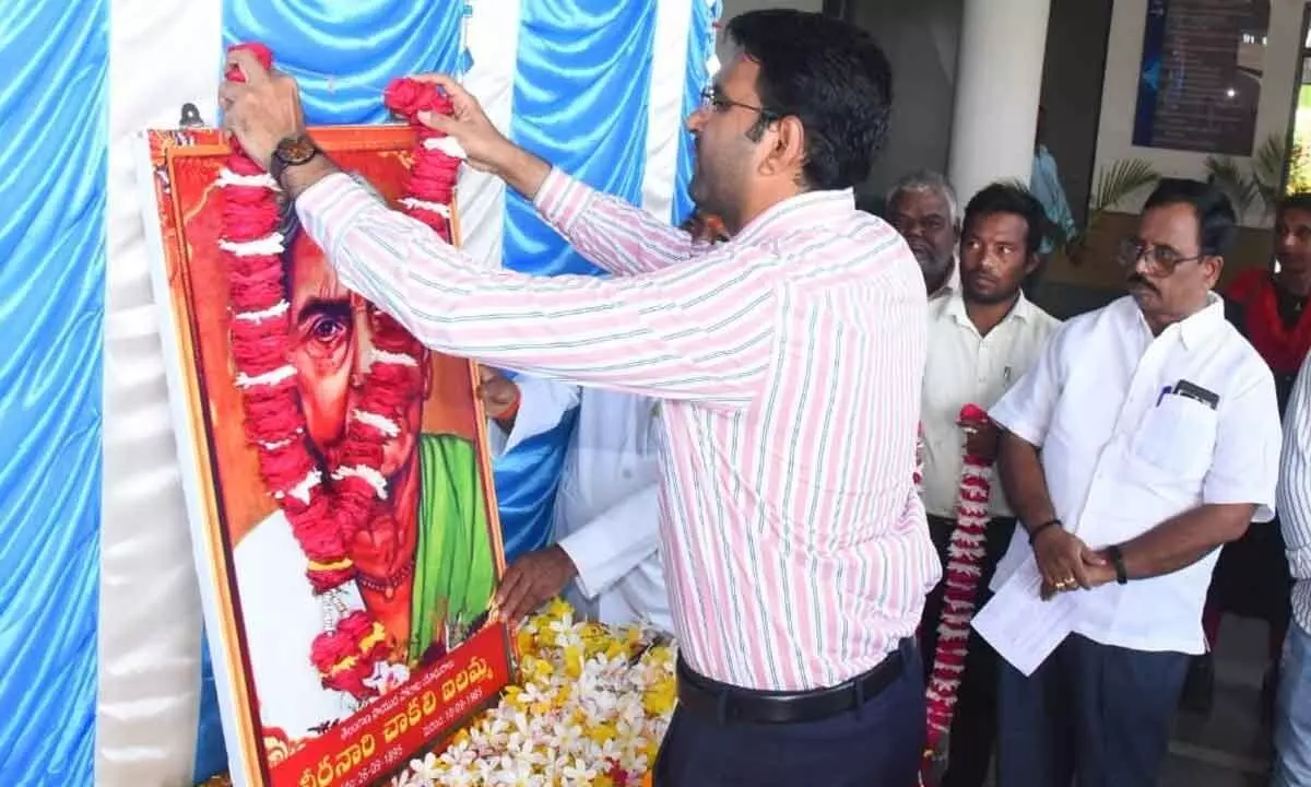 Collector B.M. Santosh Pays Tribute to Chakali Ailamma's Contributions to the Telangana Armed Struggle