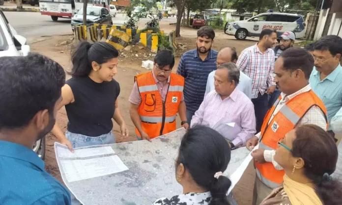 GHMC Commissioner Reviews Infrastructure Projects in Old City