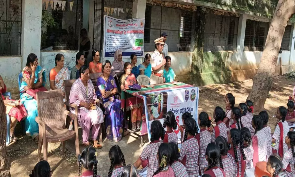 "Girls, Stand Strong Against Threats - Nagar Kurnool She Team"