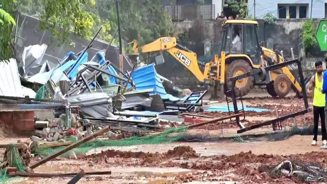 HYDRA Sets Sights on Kavuri Hills, Demolishes Illegal Structures