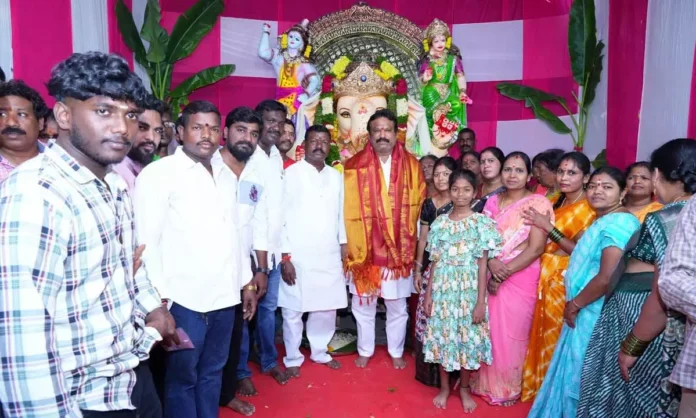 Secunderabad Cantonment MLA Sri Ganesh Inaugurates Ganesh Mandapams in Constituency