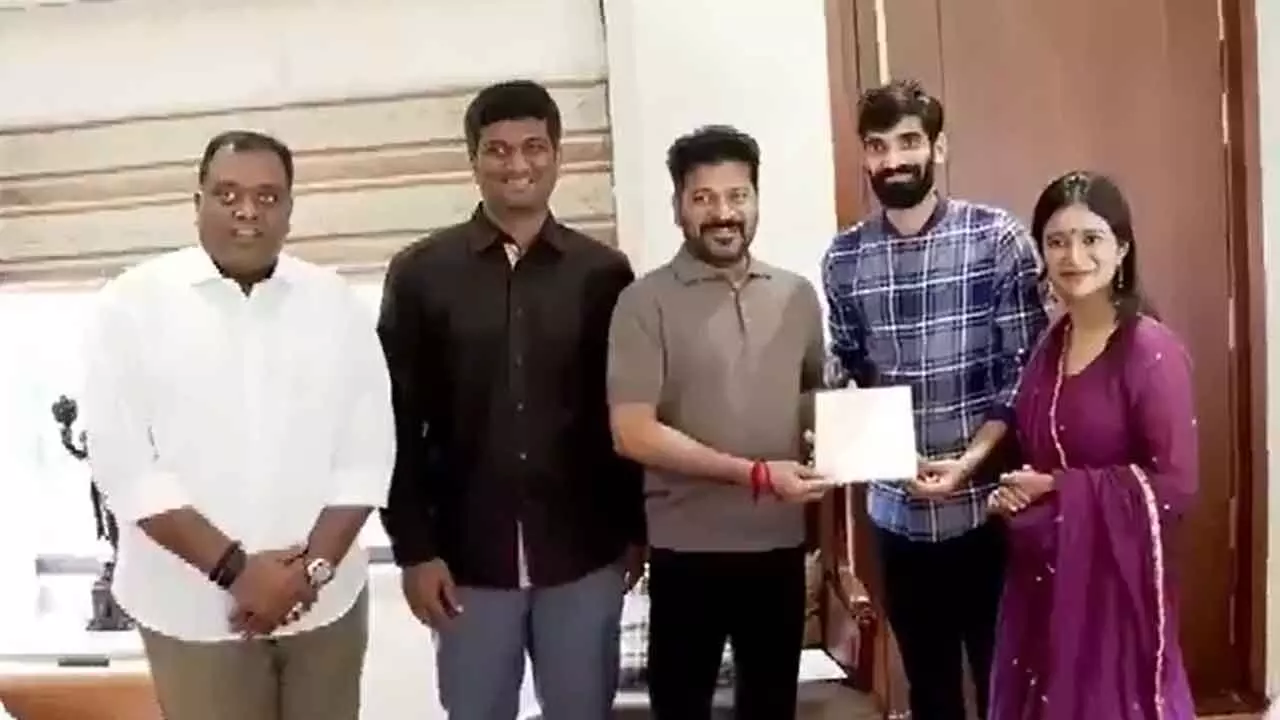 Badminton Star Kidambi Srikanth Extends Wedding Invitation to Telangana CM Revanth Reddy