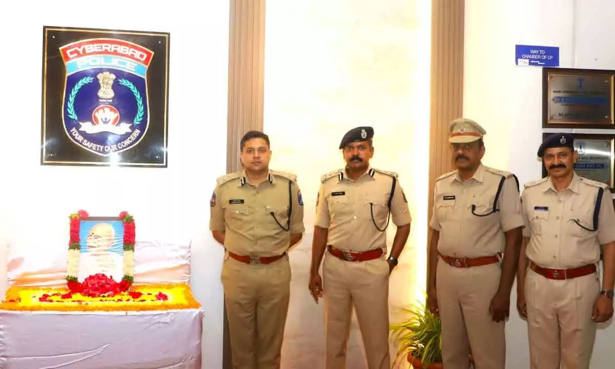 Cyberabad CPO Commemorates 155th Birth Anniversary of Mahatma Gandhi