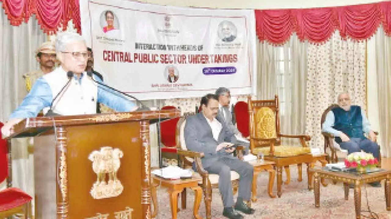 Governor Urges PSUs to Support Poverty Alleviation through CSR Initiatives