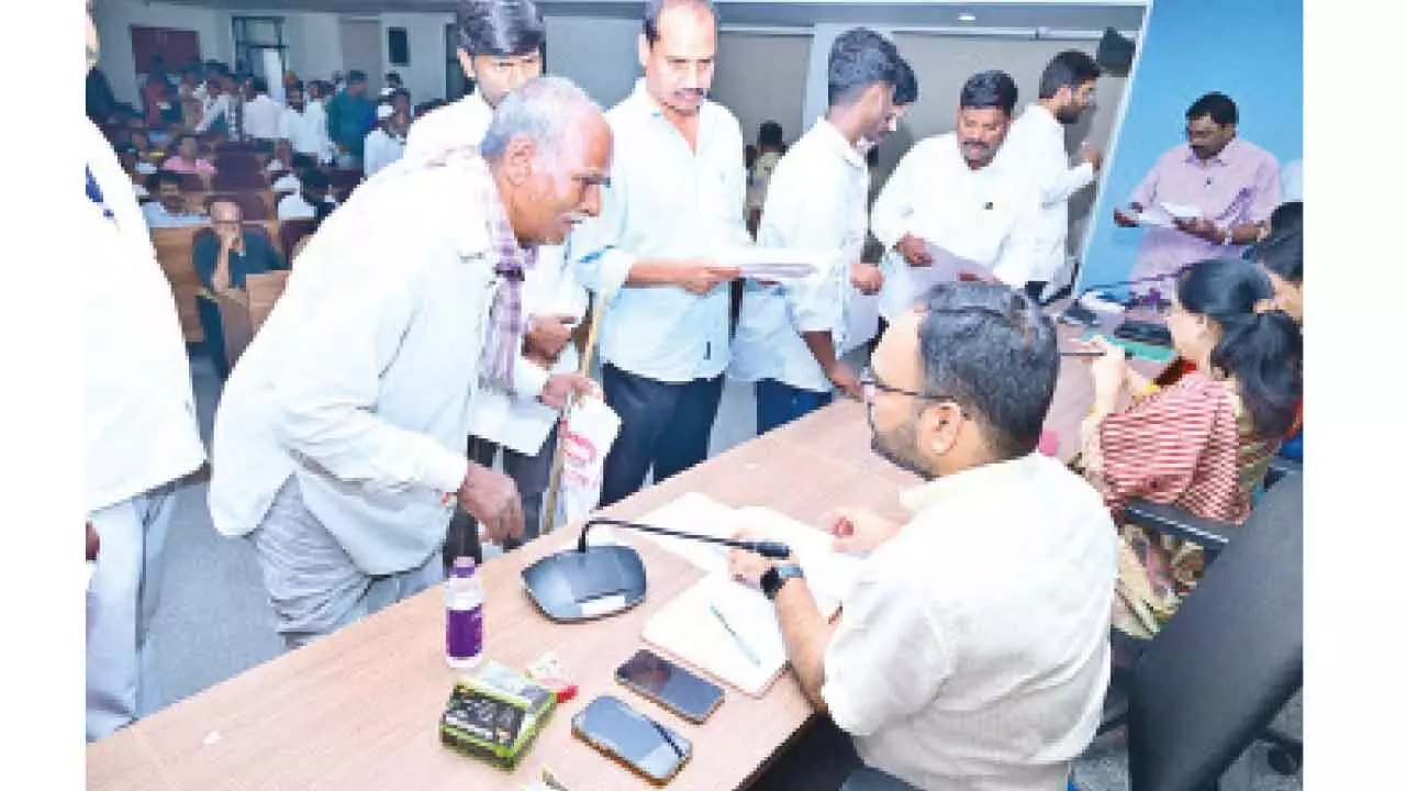 RR Collector Urges Swift Resolution of Public Grievances