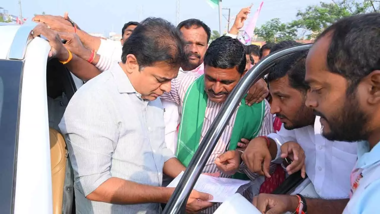 RRR displaced families seek help from KTR