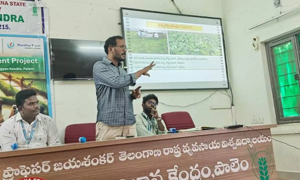 Scientists Promote Natural Farming Awareness Among Farmers