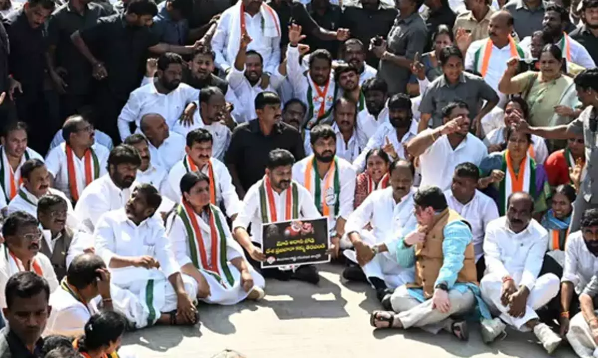 Telangana Congress Leaders Hold Rally at Raj Bhavan Over Manipur and Adani Issues