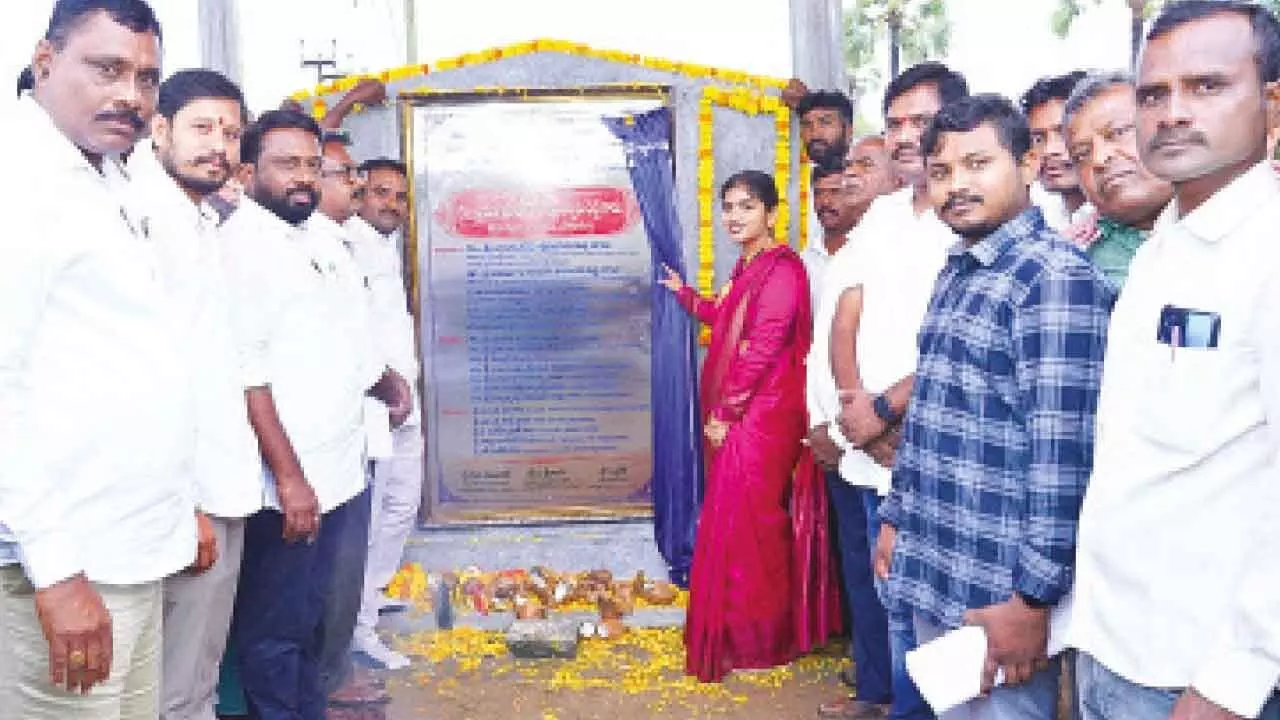 Yashaswini Reddy working to boost development in Palakurthi