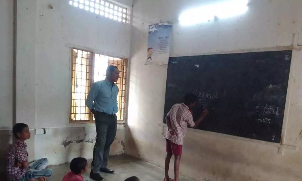 DEO Ramesh Kumar Makes Surprise Visit to Urban Residential School