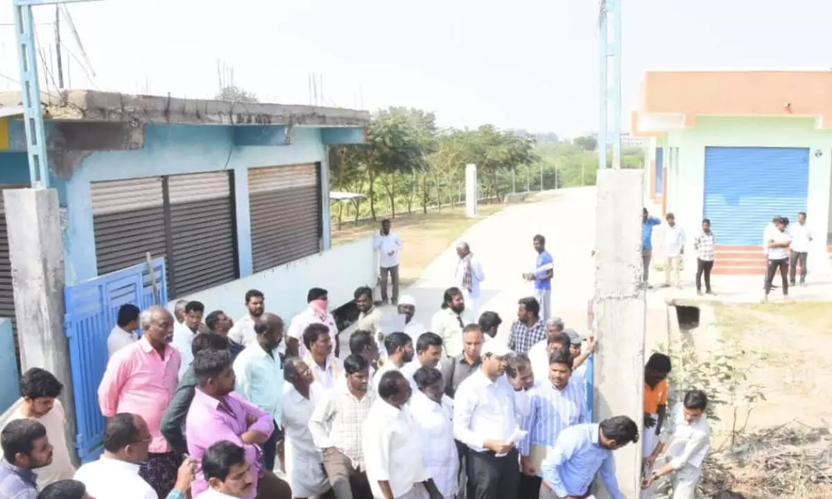 District Collector Urges Quick Completion of Development Projects in Aija Municipality