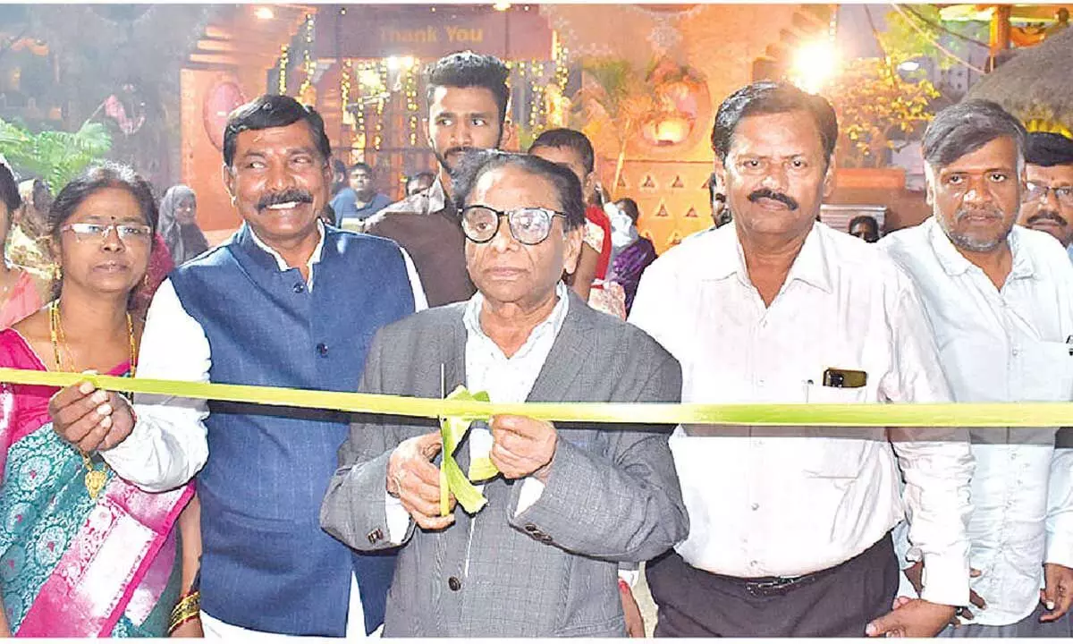 Gandhi Shilp Bazaar national exhibition begins at Shilparamam