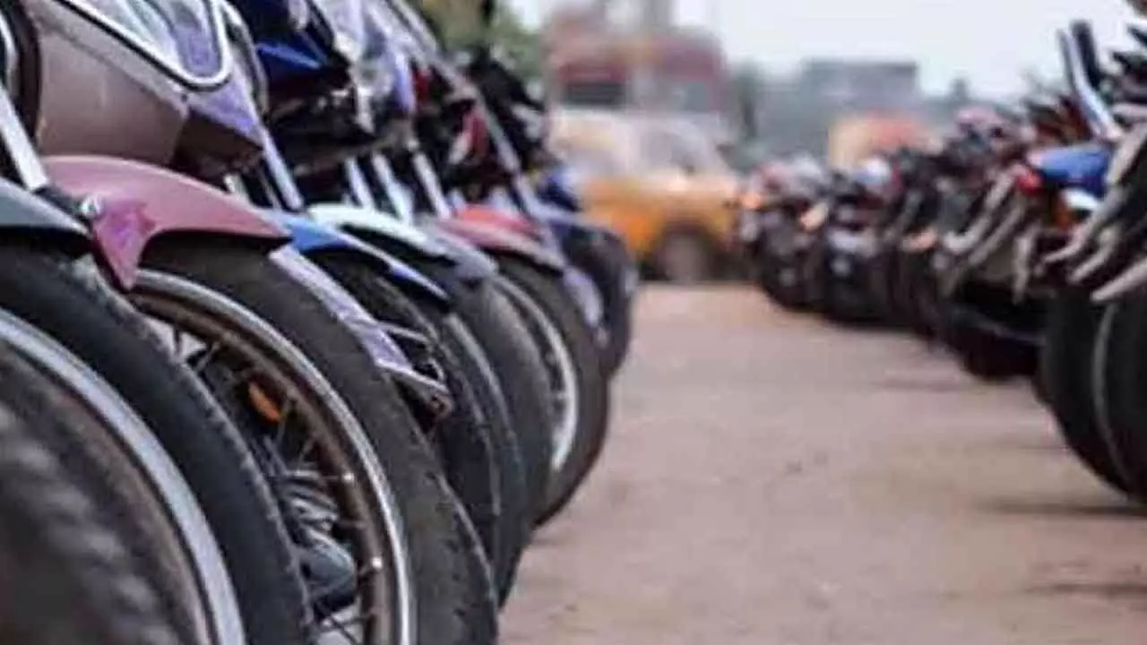 Jogulamba Gadwal Police to Auction 73 Unclaimed Scrap Vehicles on January 30