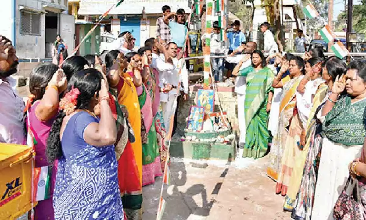 Mayor raises national flag at GHMC headquarters