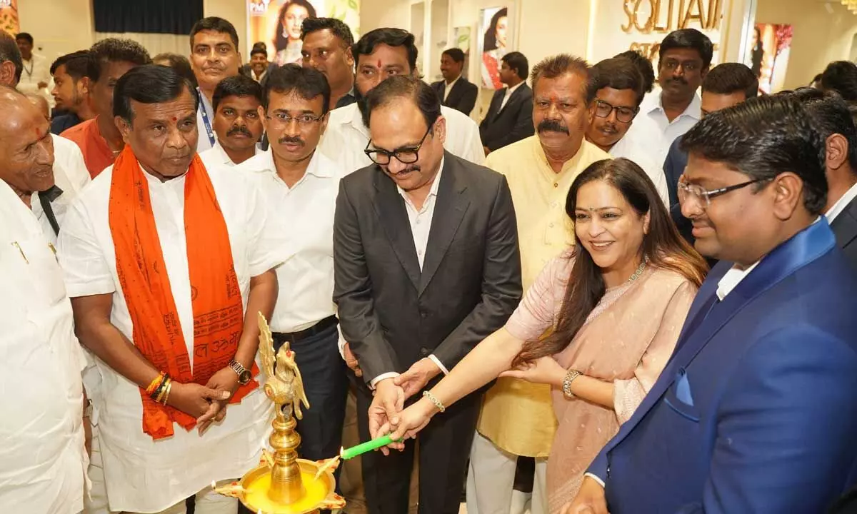 PMJ Jewels opens a new store in Nizamabad