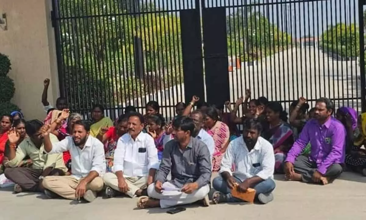 Residents of Pilligundla Colony Demand Justice in Temple Land Dispute